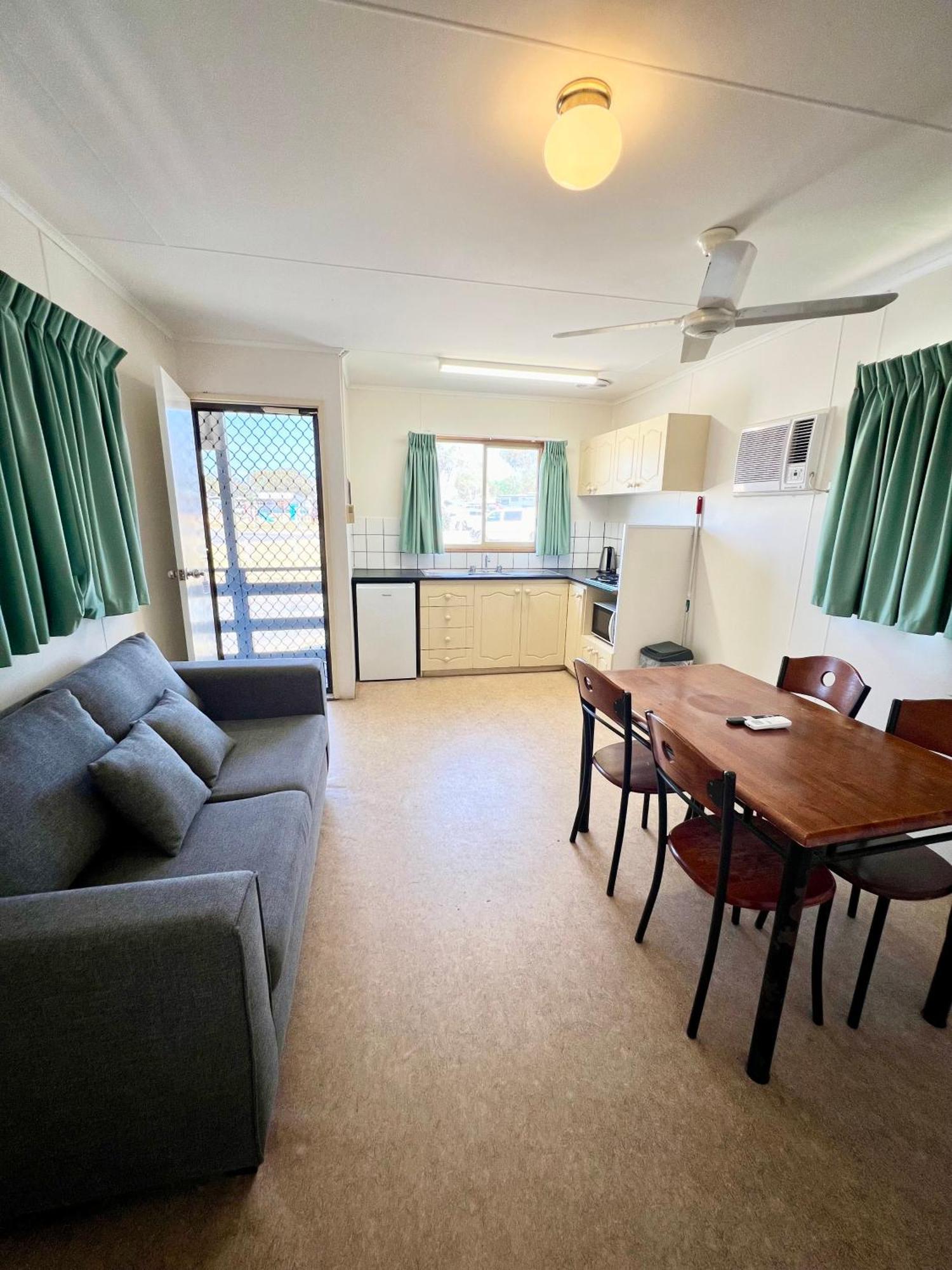 Sunset Beach Holiday Park Geraldton Dış mekan fotoğraf